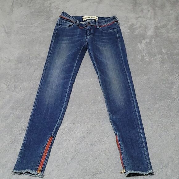 Etienne Marcel Fray Skinny in Medium Wash  Low Rise Jeans - Picture 3 of 8